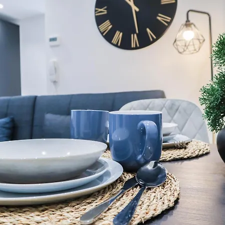 Modern 1-Bed Apartment In Buckinghamshire With Free Wifi, Parking & Garden High Wycombe Exterior photo
