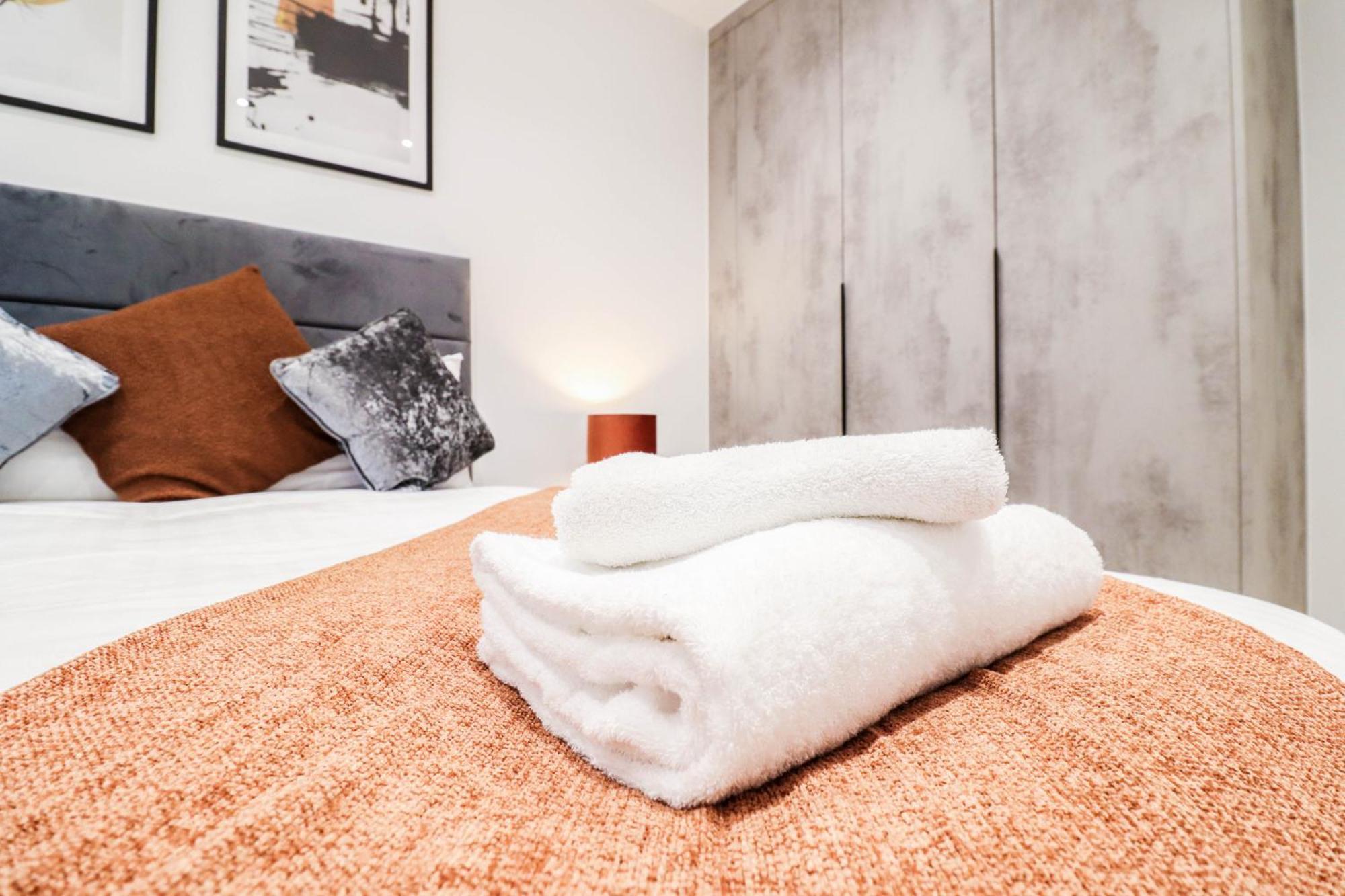 Apartment Modern 1-bed In Buckinghamshire With Free Wifi, Parking & Garden High Wycombe