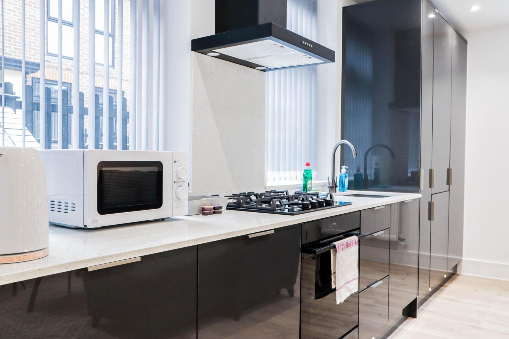 Apartment Modern 1-bed In Buckinghamshire With Free Wifi, Parking & Garden *