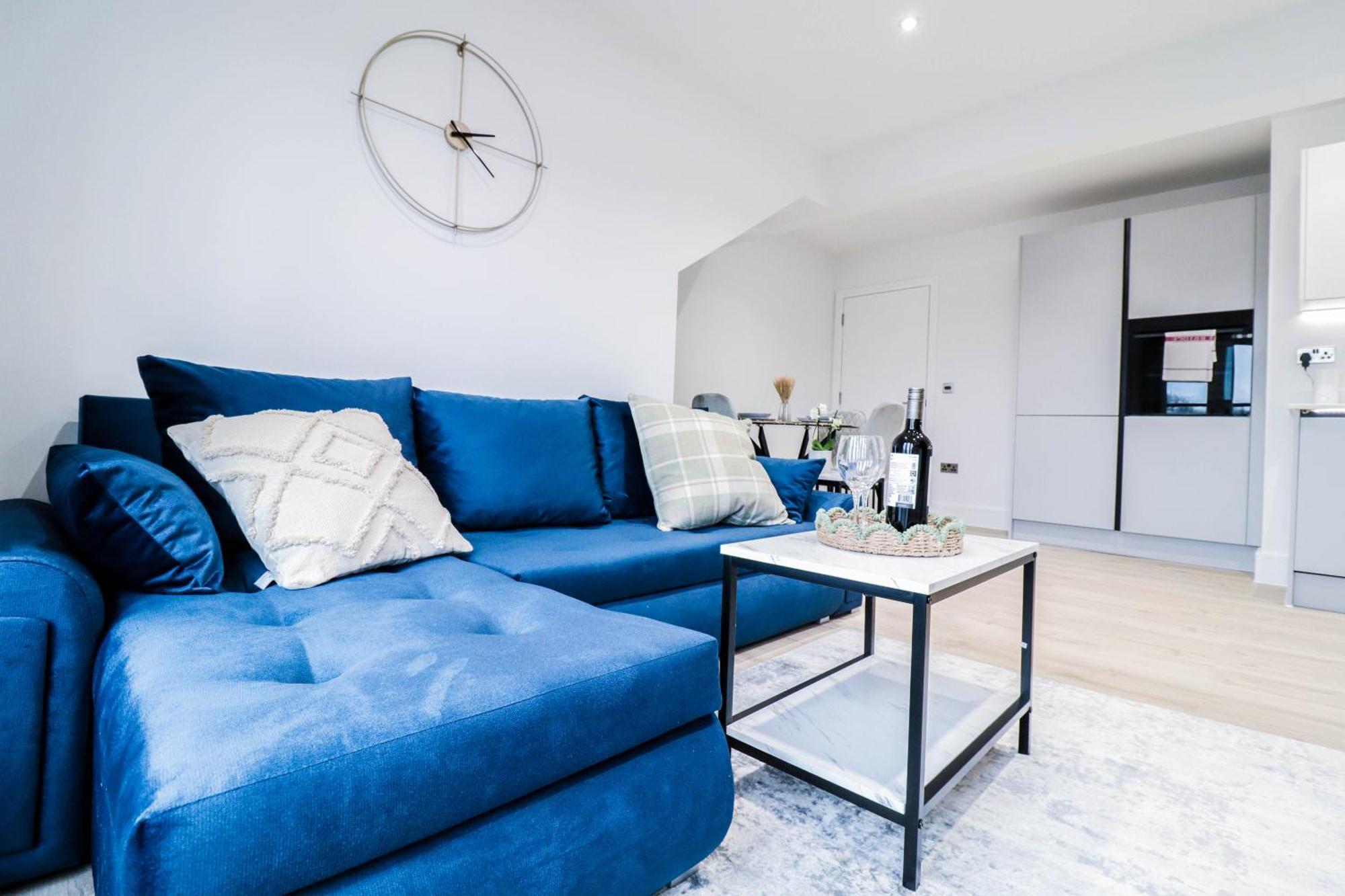 Apartment Modern 1-bed In Buckinghamshire With Free Wifi, Parking & Garden High Wycombe